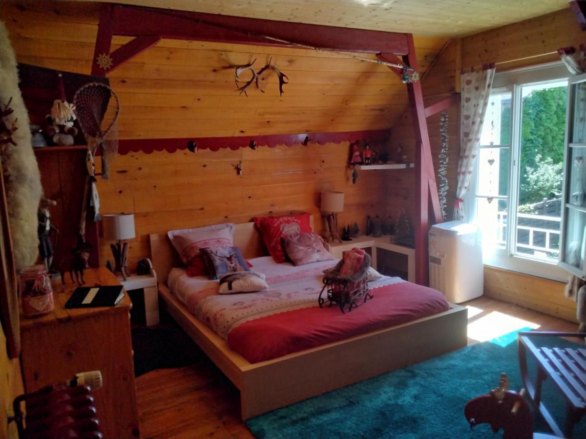 Bed and Breakfast O Tour Du Monde Cellettes  Exteriér fotografie